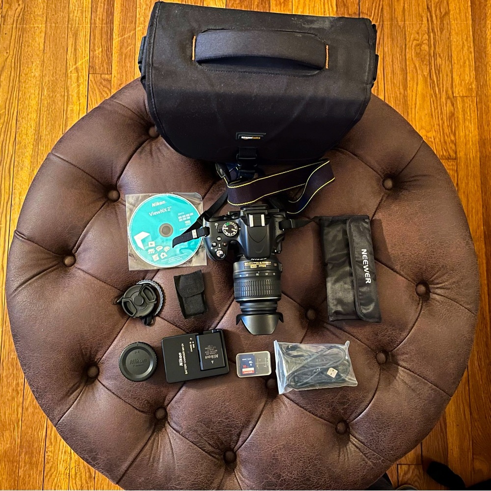 A Nikon D5100 set